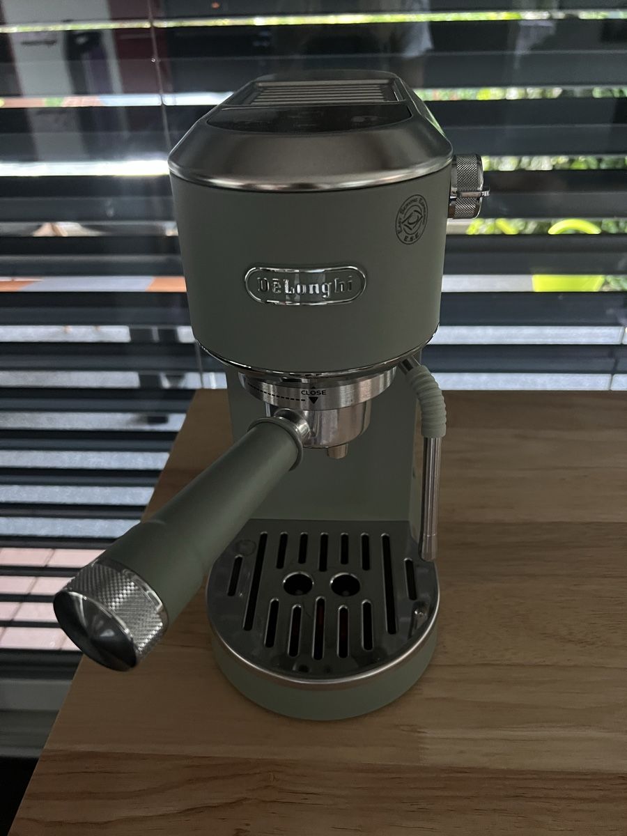 De'Longhi Macchine per caffè & Macchine per espresso: De Longhi Espressomaschine – Nuovo (secondo la descrizione) da Riggisberg venduto da Dive0