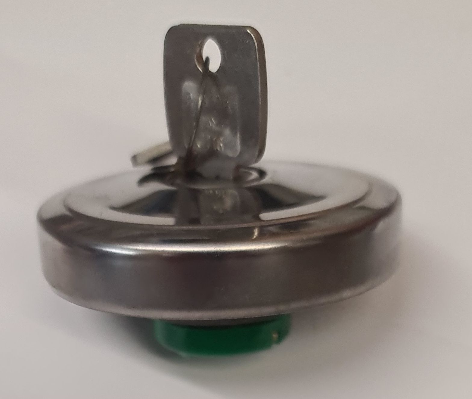 Accessori per altri veicoli: Tankdeckel abschließbar inkl.2.Schüssel – Nuovo (secondo la descrizione) da Windlach venduto da Noldi6 1