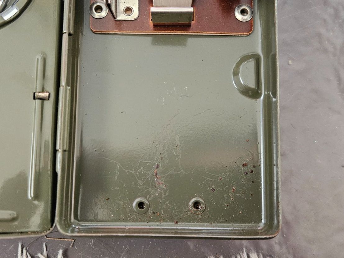 Schweizer Armee Lampade: Schweizer Militär Taschenlampe 80 – Difettoso da Lenk im Simmental venduto da oli66661 1