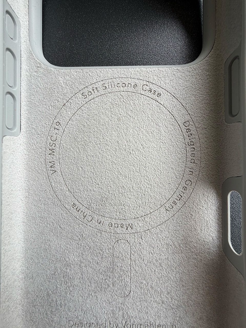 Covers & Schutzfolien: iPhone 17 Pro Vonmählen Silicone Case – Neu (gemäss Beschreibung) aus Chur von occora 2