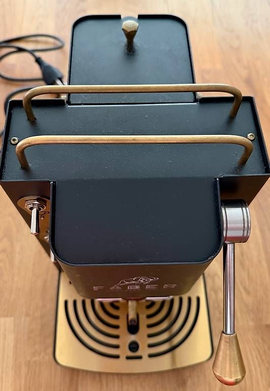 Kaffeemaschinen & Espressomaschinen: FABER Kaffeemaschine – Gebraucht aus Winkel von R-Shirt 1