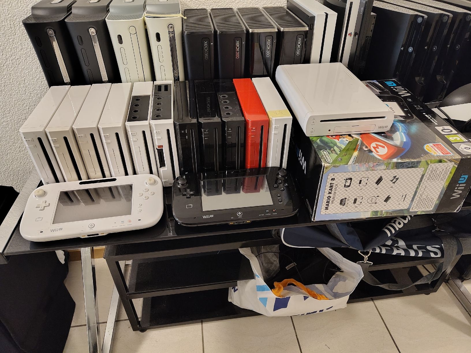 Consoles: collection de console de jeux et jeux  – D'occasion à Marly par mzi_p97f 1