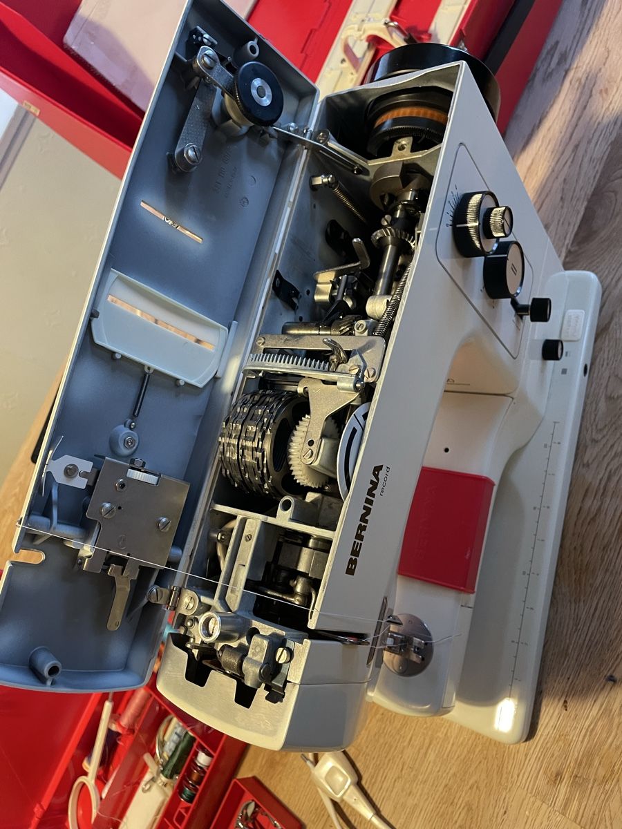 Bernina Macchine da cucire: Bernina 830 Nähmaschine – Usato da Flawil venduto da Naphtali 5