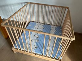 Laufgitter 1m x 1m Holz mit Boden und Matte höhenverstellbar