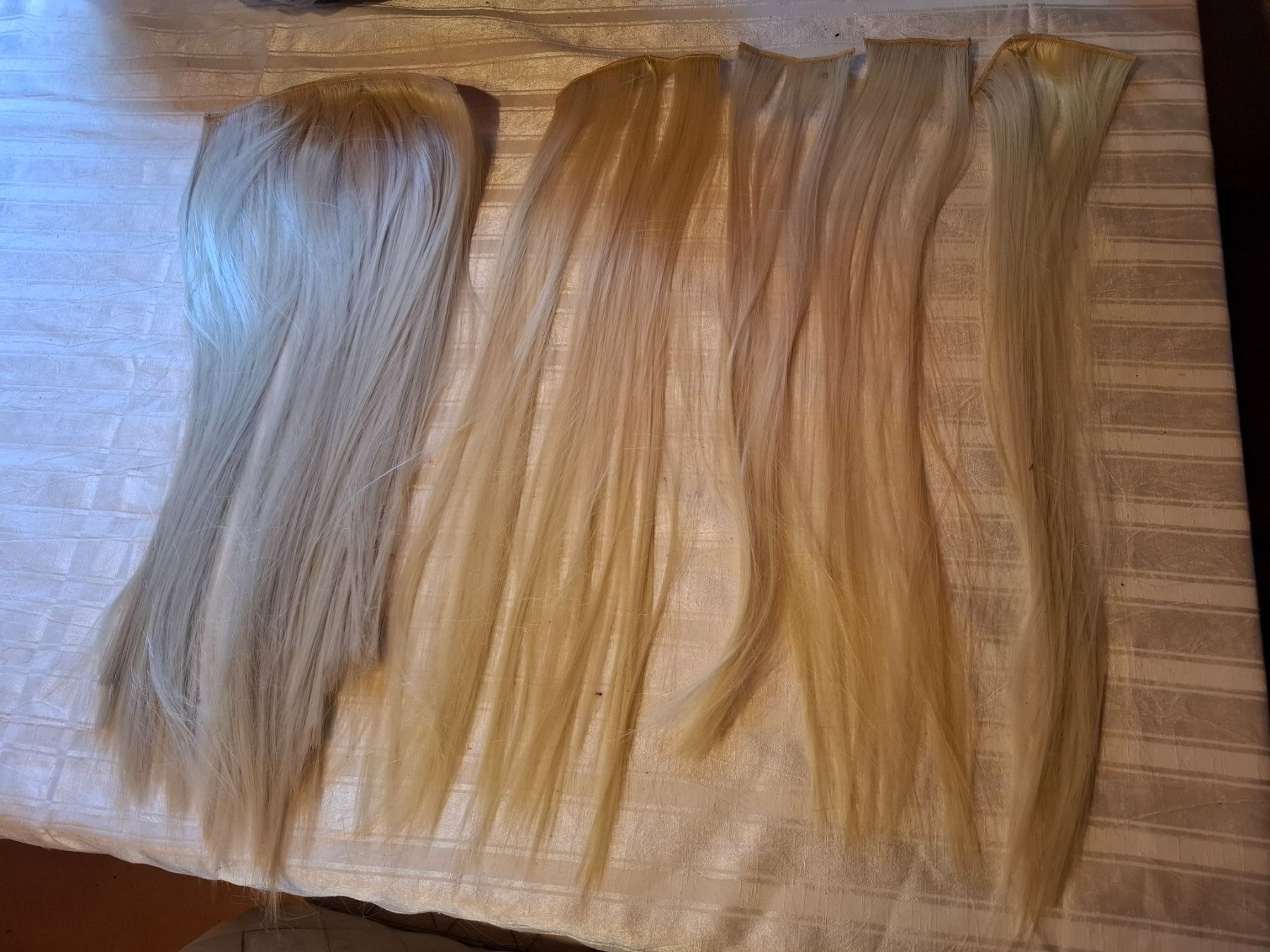Accessori per capelli: Haarteile Extensions Clip-in blond 5 Stück – Usato da Oftringen venduto da jeanny09