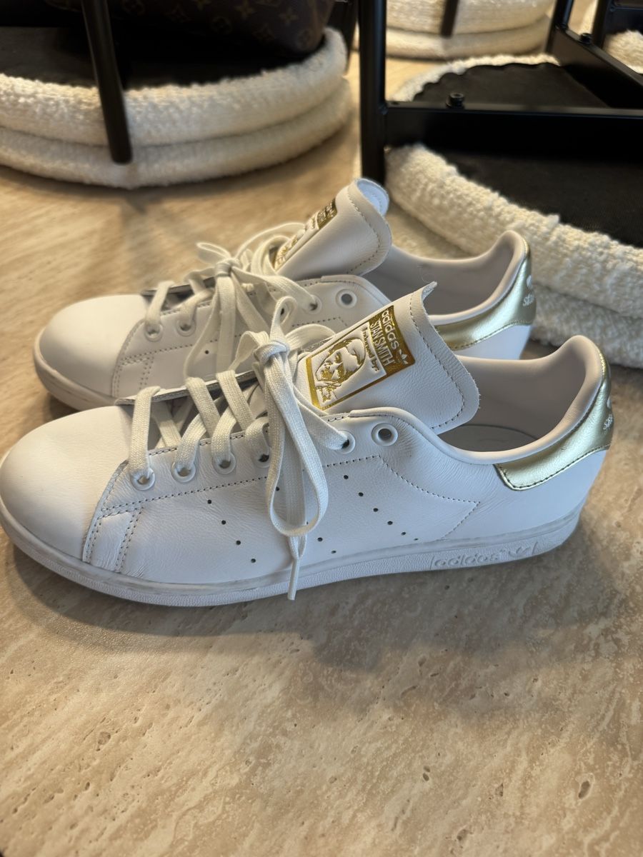 Adidas Scarpe da uomo: Baskets Adidas Stan Smith édition limitée  – Nuovo (secondo la descrizione) da Plan-les-Ouates venduto da mayssa_agati 5