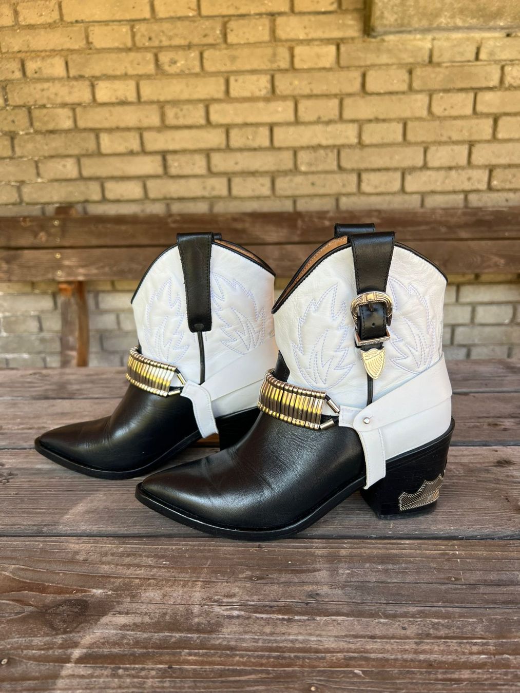 Damenschuhe: MEGA Toga Pulla Cowboy Stiefeletten Gr. 35,5 - 230925 – Gebraucht aus Küssnacht am Rigi von Schuhe-Secondhand