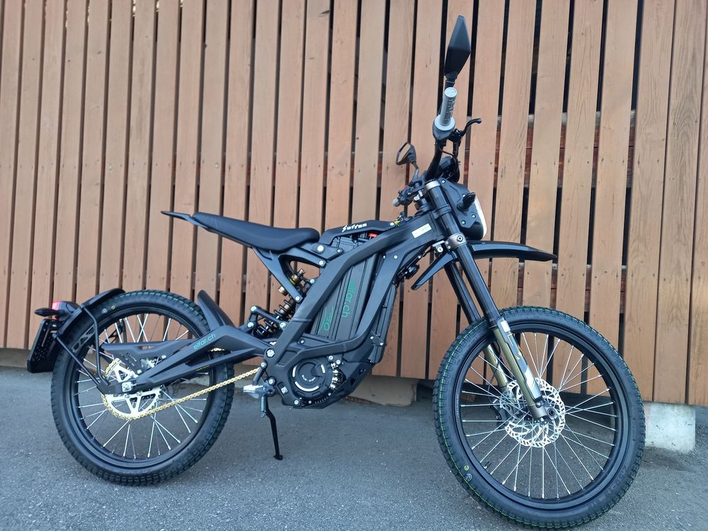Surron Light Bee black edition mit X Controller (Neu und ...