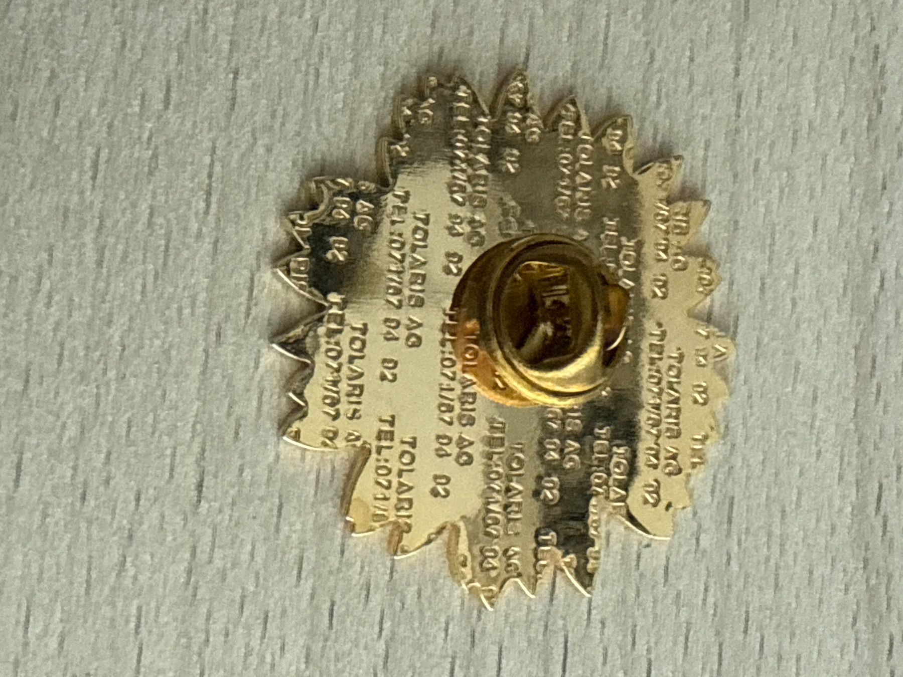 Placchette & Badge: Pin Blumen Kläntschi Winterthur – Usato da Glattbrugg venduto da Schweigmatt 1