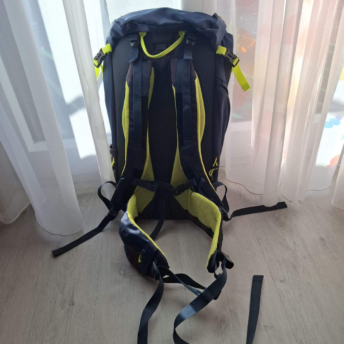 Zaini: Rewind Rucksack – Usato da Wünnewil venduto da Rina016 4