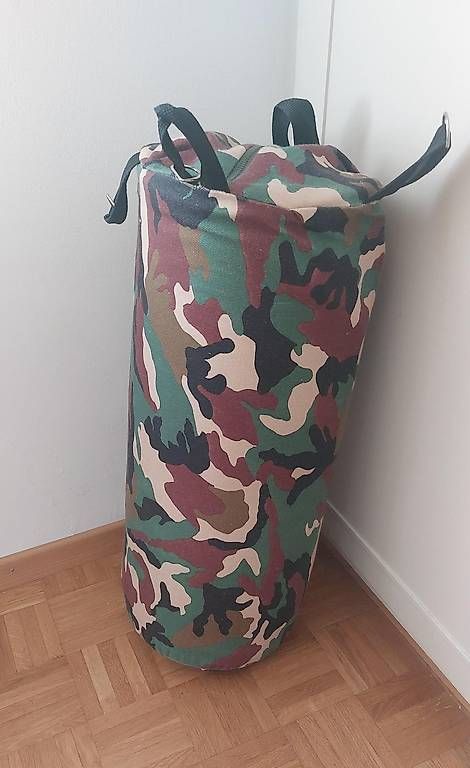 Sacchi da boxe: Boxsack 65 L / 26 T / 4.5 kg – Usato da Basel venduto da hbe_6gsv