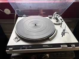 Technics Plattenspieler