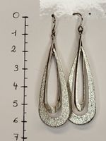 Boucles d'oreilles pendantes argentées