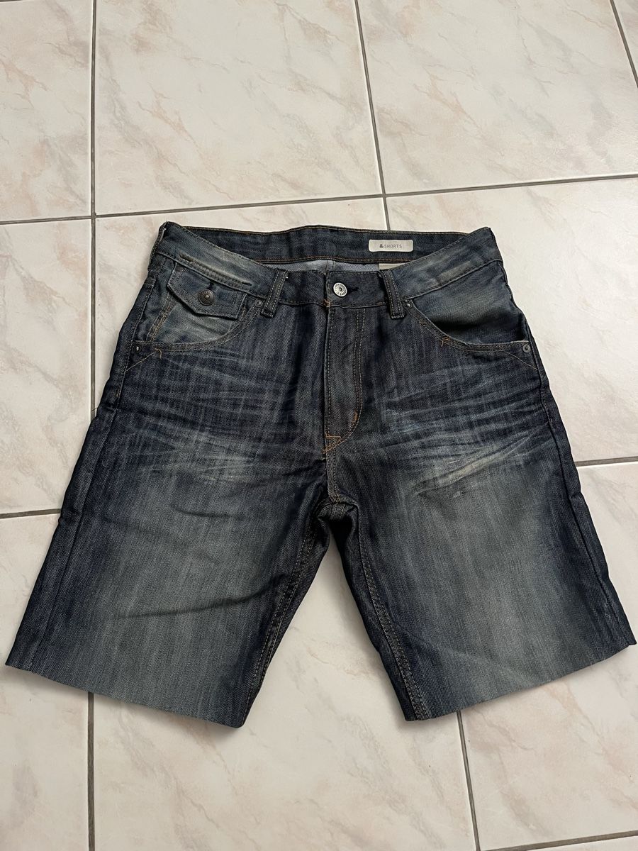 Jeans: Short en Jeans style y2k Taille XS – Usato da etagnières venduto da isoz01