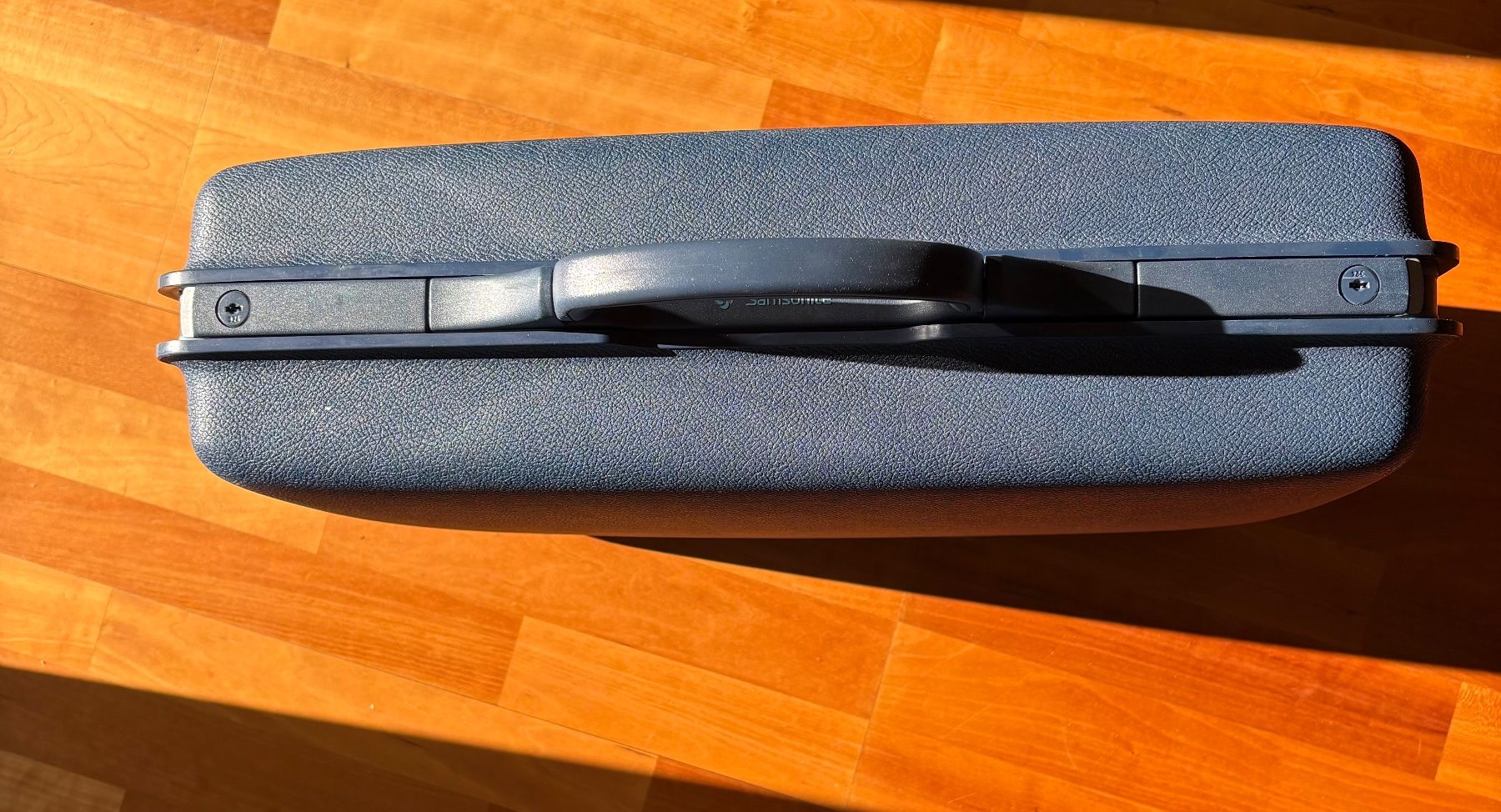 Samsonite Valigie: Valise week-end vintage Samsonite, bleu - utilisée 1 fois. – Usato da Crans  Montana venduto da proff 2