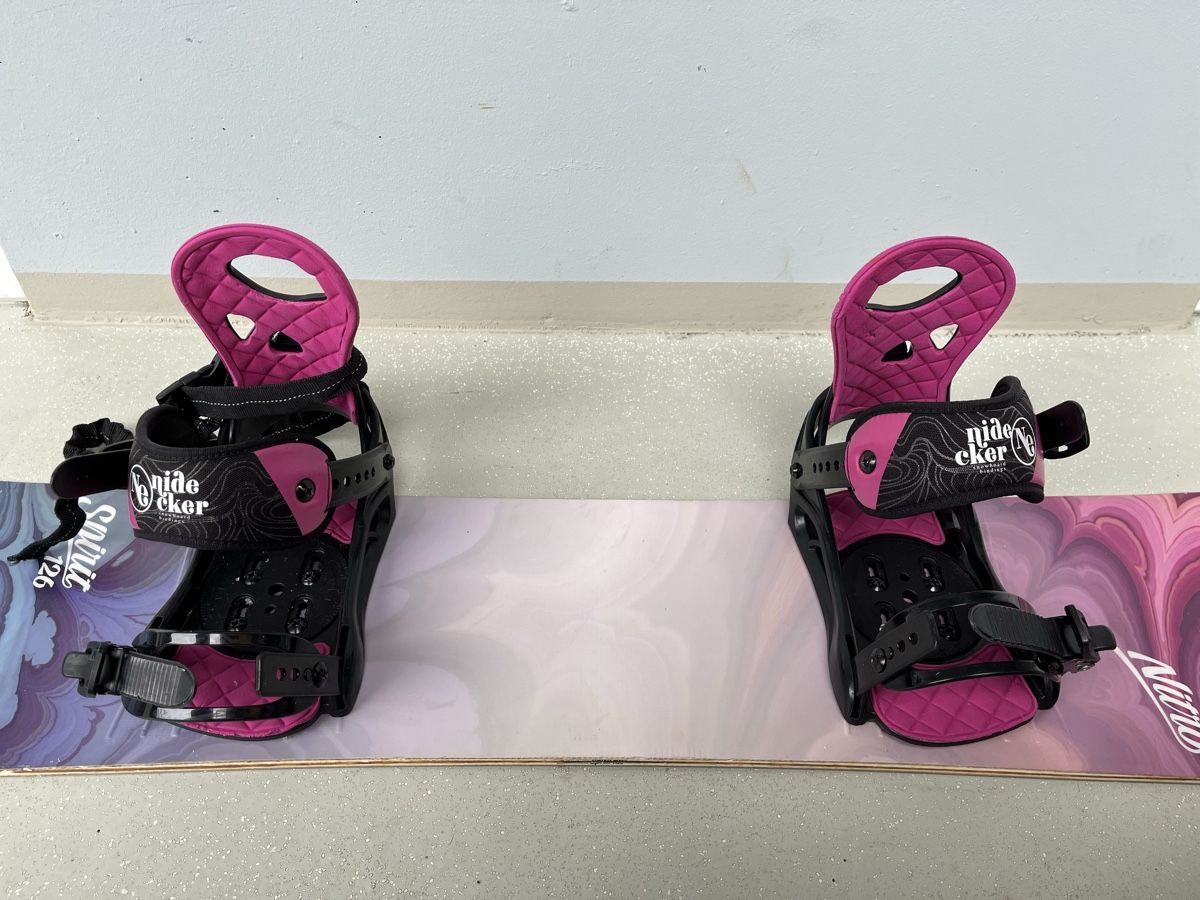 Snowboard Nitro Board: Nitro Snowboard 126cm inkl. Nidecker Bindung – Usato da Horgen venduto da pupcia01 5