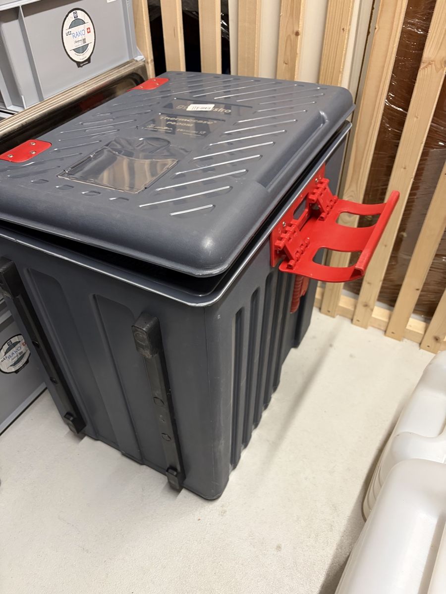 Frigoriferi & Refrigeratori: Thermobox  Frontlader - 63 Liter  – Usato da Kriens venduto da regula64 3