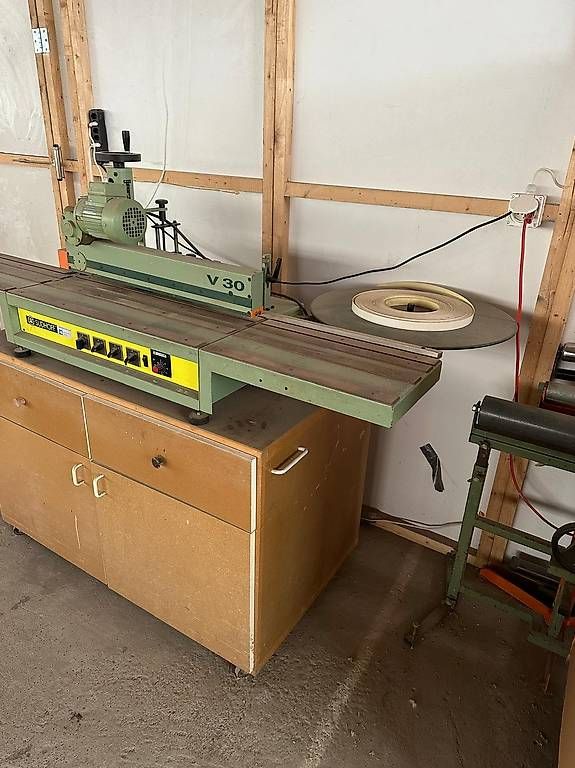 Tutte le macchine: Kantenleimmaschine Südhoff V30 – Usato da Biessenhofen venduto da Holzblitz1 1