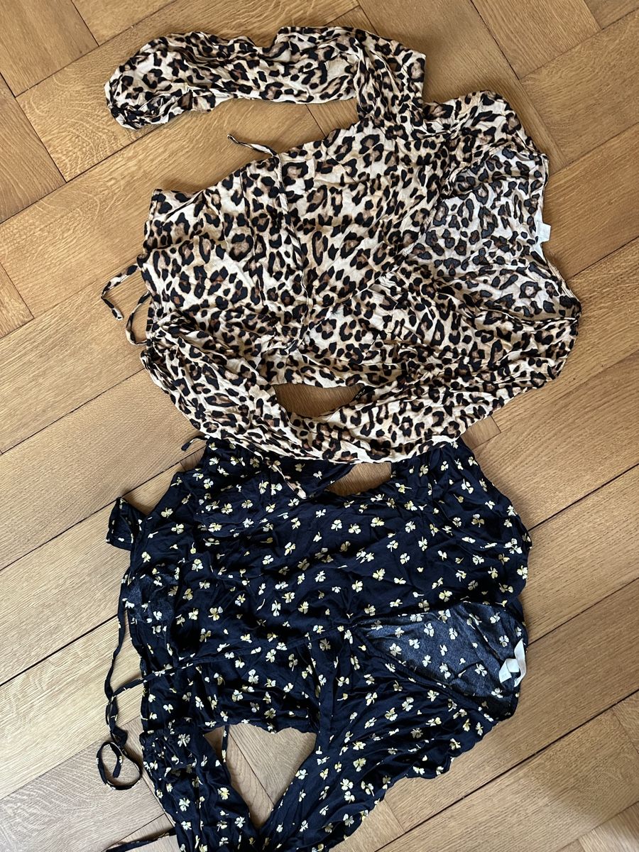 Camicette: H&M Blusen Leo und Floral – Usato da Bern venduto da Trikot-Liebe 1