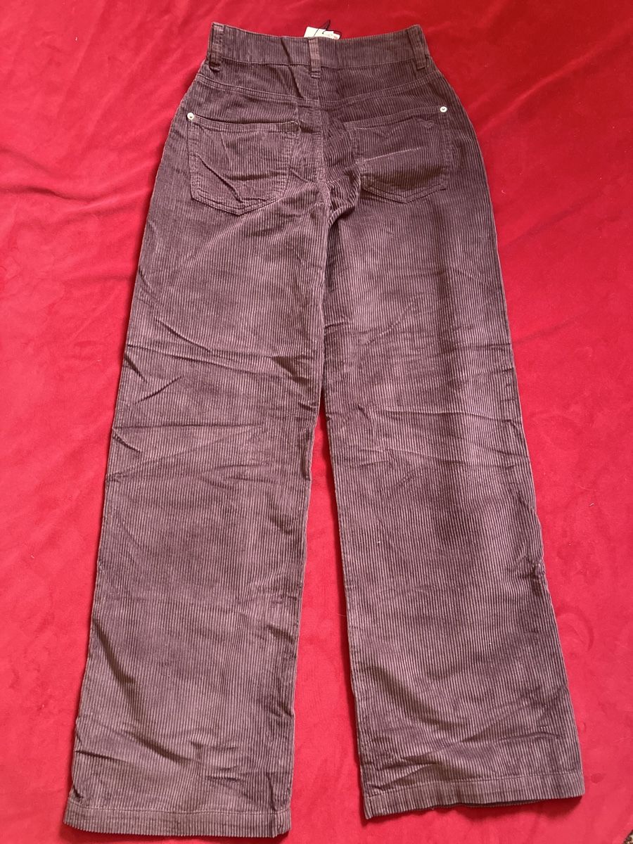 Roxy Pantaloni: Cordhose ROXY Grösse 25 neu mit Etikett – Nuovo (secondo la descrizione) da Muralto venduto da jac_hkz5 5