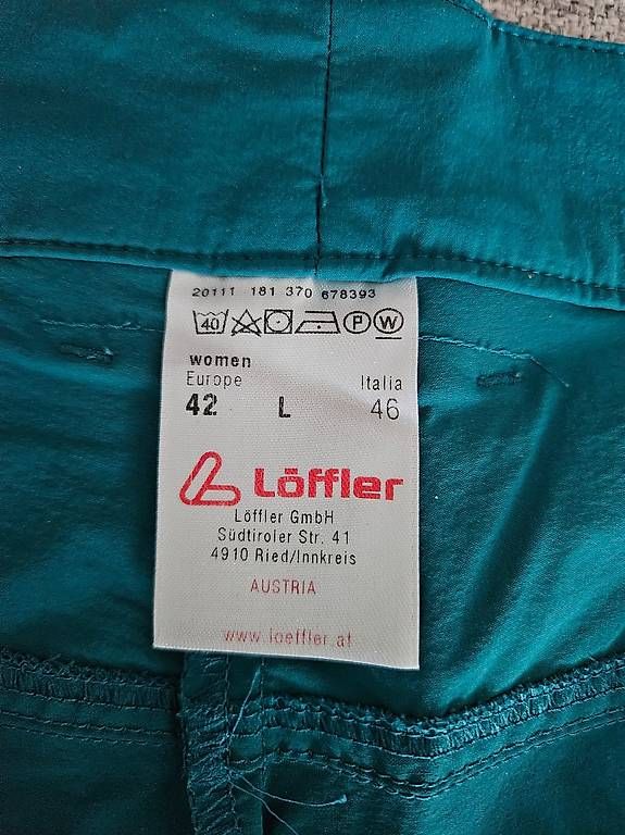 Löffler Hosen: Löffler Kurze Damen Wanderhose Grösse 42 – Gebraucht aus Ennetbürgen von Kondor1950 2