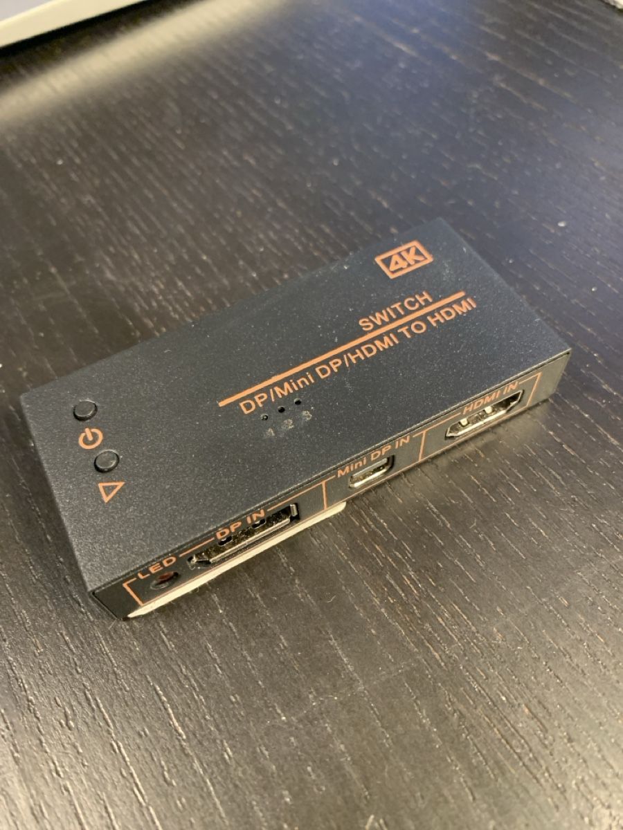 Unità & Adattatore: Value 4K Display Switch – Usato da Bern venduto da Lukas_Skywalker