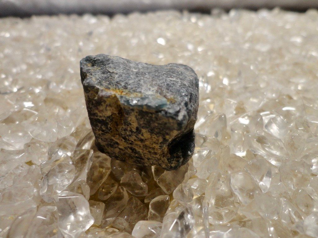 Pietre preziose: Apatit roh – Nuovo (secondo la descrizione) da Biberist venduto da Steine