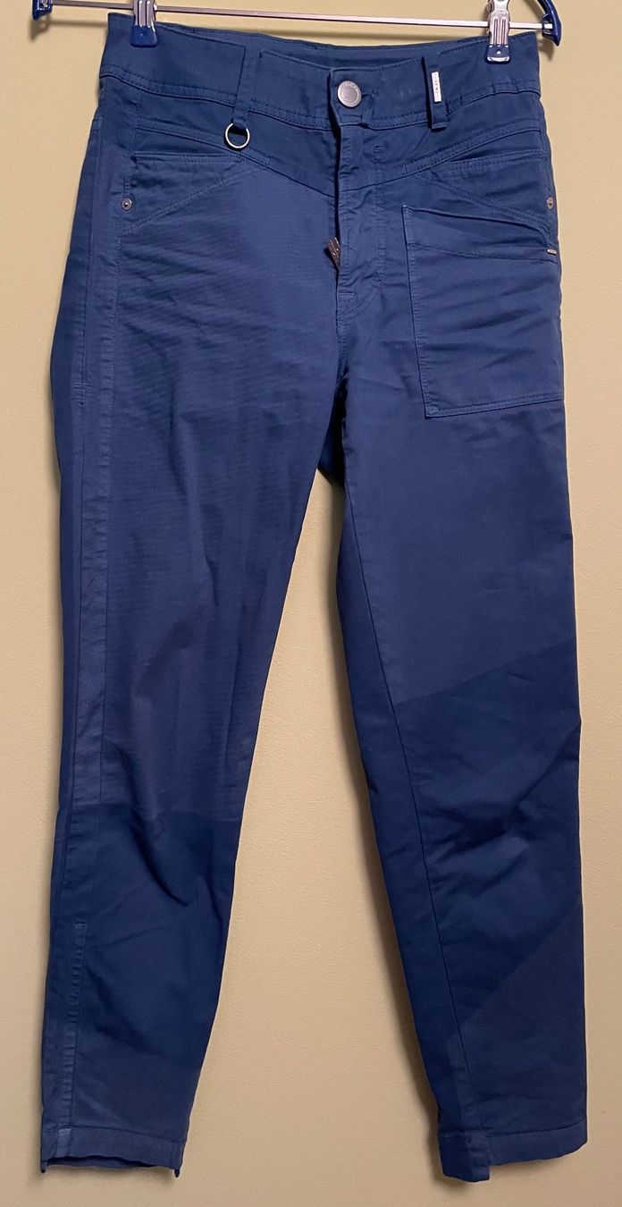 High Anzüge & Kostüme: Ensemble 3 pièces High Use, taille 32-34 – Gebraucht aus Vernayaz von Veron1 3