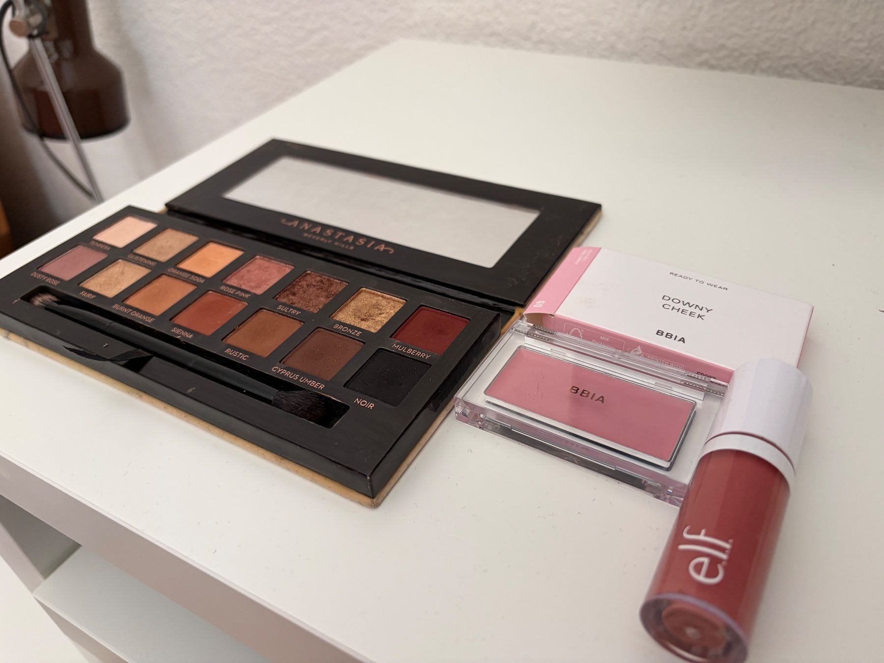 Anastasia Beverly Hills Make-up: Makeup diverse elf abh bbia – Usato da Zürich venduto da NSG709
