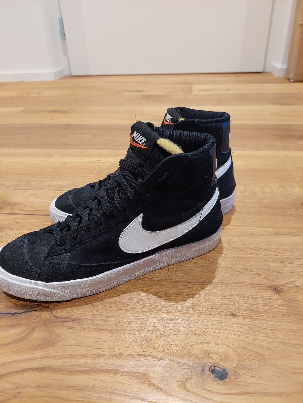 Nike Scarpe da uomo: Nike Blazer, schwarz, Gr. 38.5 – Usato da Schenkon venduto da rausausdemhaus