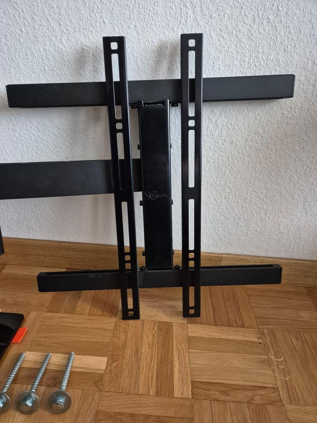 Fixations: TV Wandhalterung 32" - 55" – D'occasion à Zürich par meonri 2