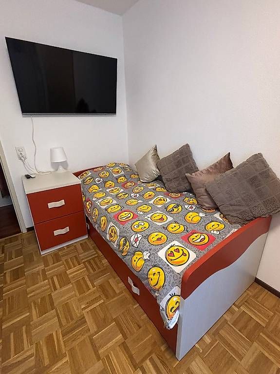 Letti: Vendo letto + comodino  – Usato da Taverne venduto da nic_hql2 3