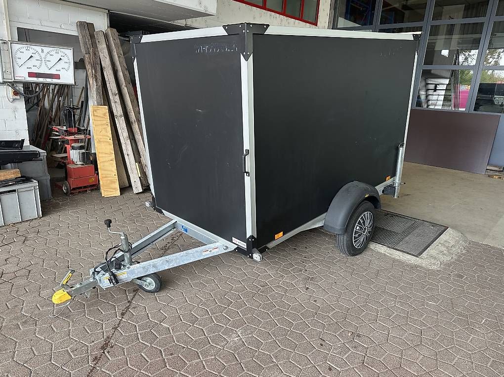 Humbaur Rimorchi: Humbaur Kofferanhänger – Usato da Wettswil venduto da Pwettswil