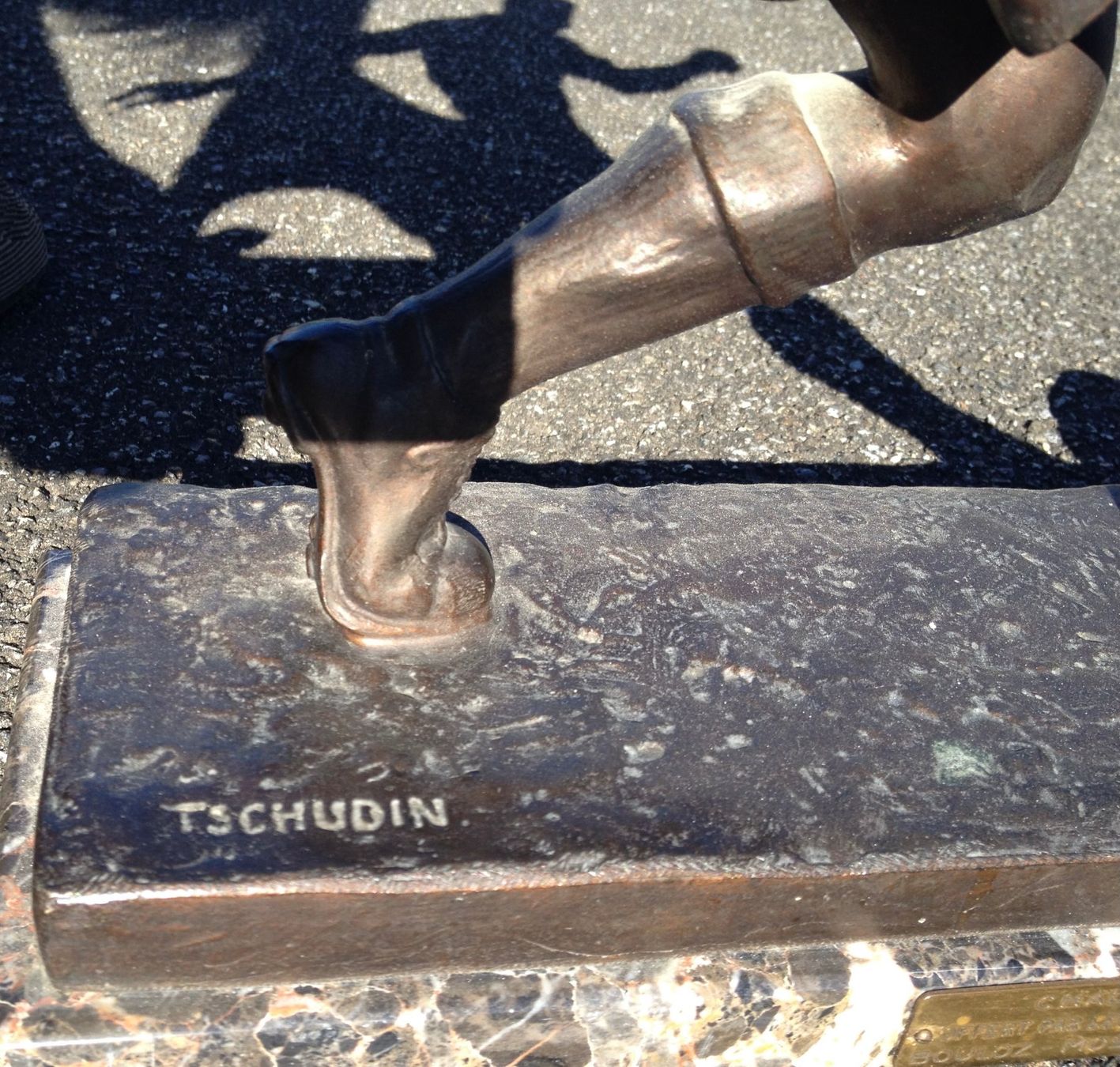 Sculture & Statue: scuplture Foot Raymond Tschudin – Usato da Vuiteboeuf venduto da broticaire 3