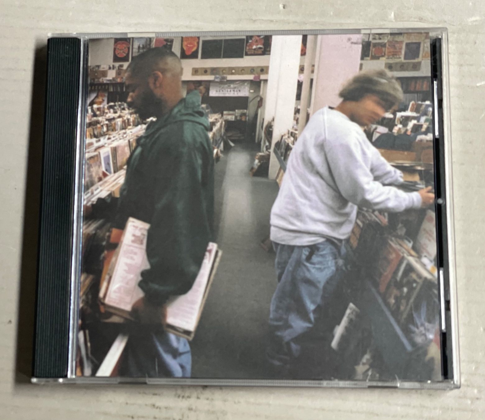 CD: DJ Shadow (Made in USA) – Usato da Muri b. Bern venduto da AdidasCollector 4