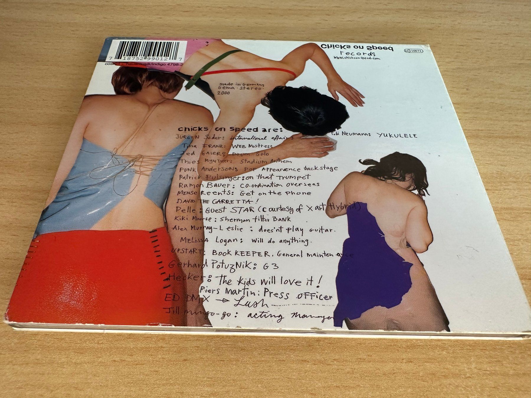 CD: Chicks On Speed – Chicks On Speed Will Save Us All! – Usato da Rikon im Tösstal venduto da Alpenmutz 1