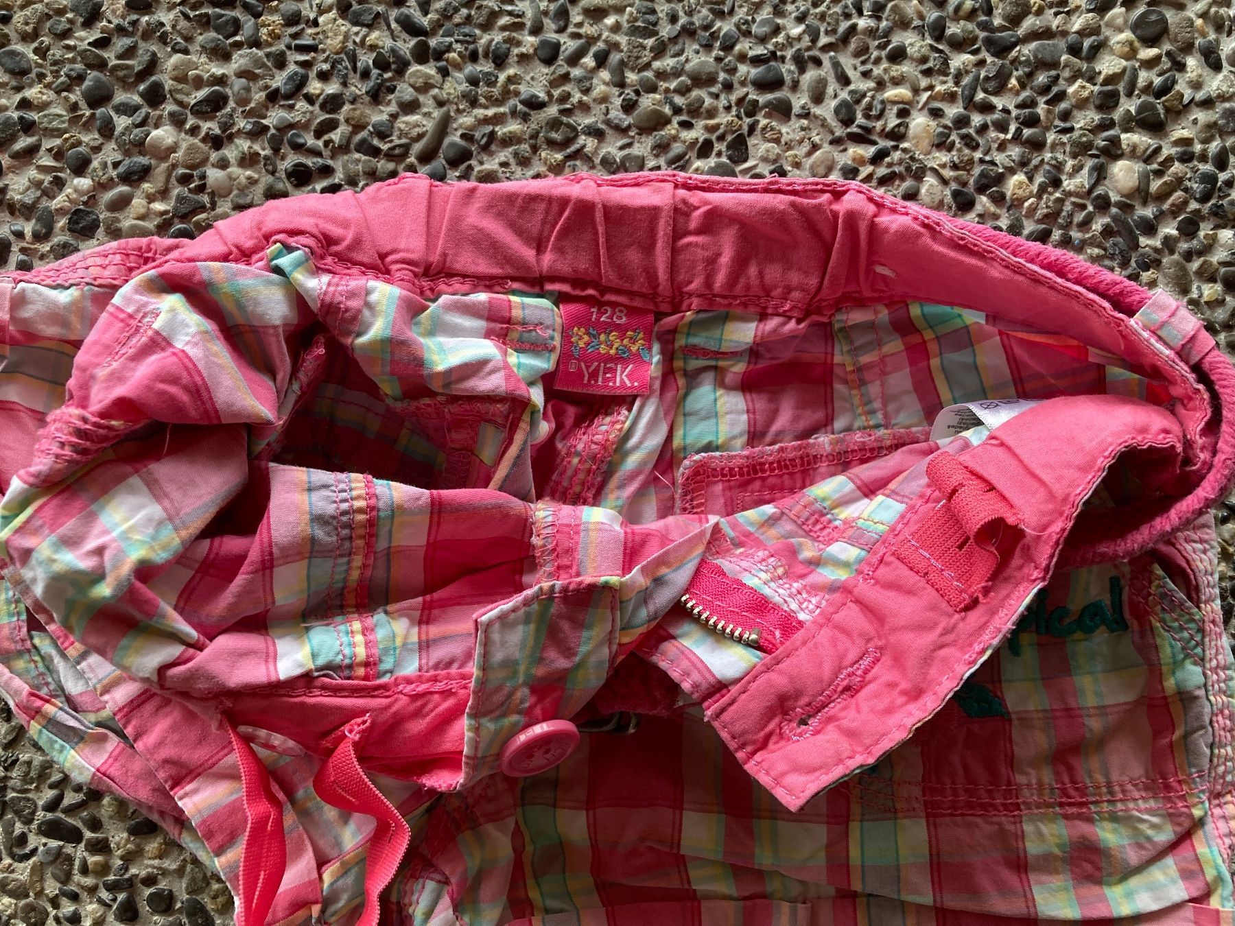 Pantaloni: Kurze Hose, Shorts Gr. 128 – Usato da Aetingen venduto da Nadinsky 1