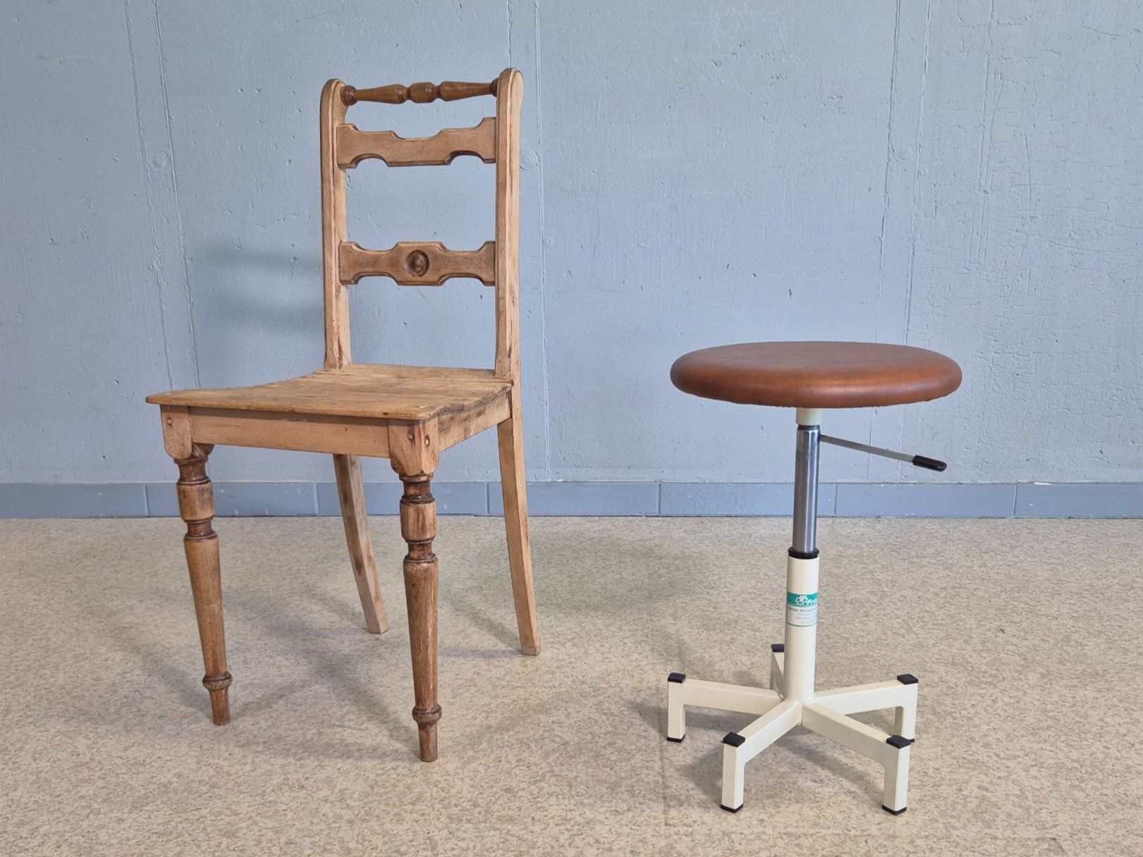 Sgabelli: Swivel Stool Fritag Drehhocker Hocker Höcker – Usato da Nottwil venduto da Wondewa-Shop
