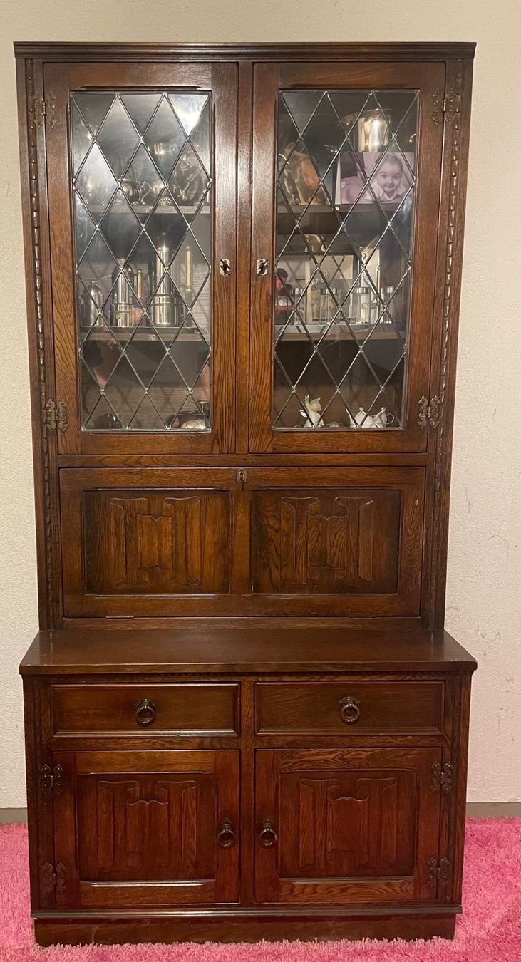 Vetrine: Schönes rustikales Buffet / Vitrinenschrank – Usato da Thörishaus venduto da Remuccio