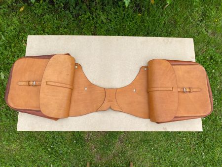 sehr schöne Sellerie Hess Schweiz Satteltaschen