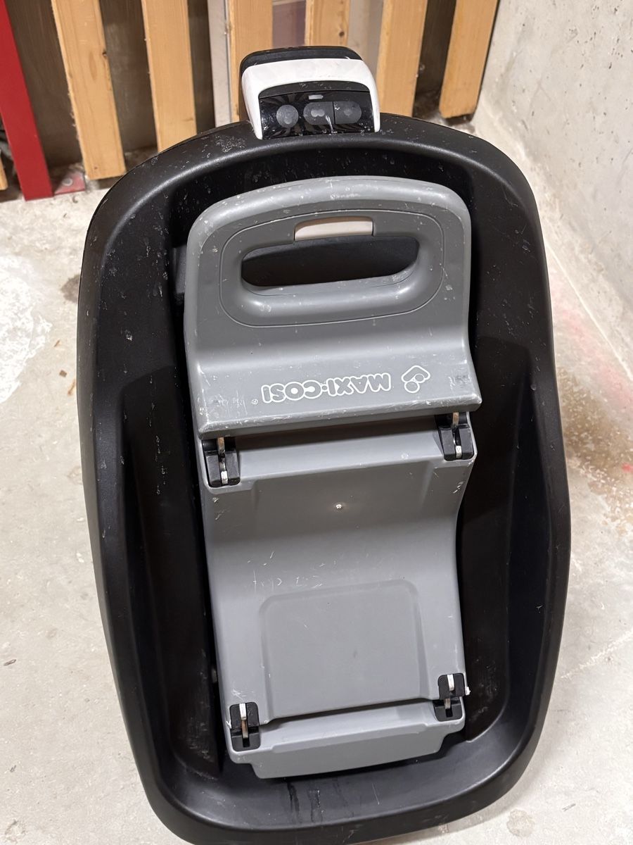 Maxi-Cosi Seggiolini per auto: Maxi Cosi base – Usato da Geneve venduto da allgood2010 1