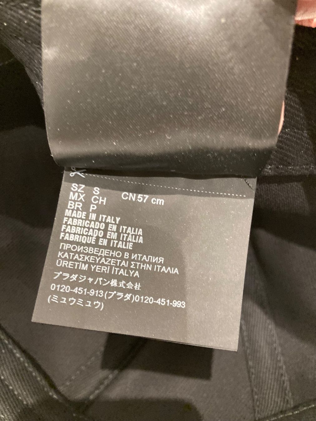 Prada Copricapi, berretti & cappellini: Prada hut 57 – Usato da Paradiso venduto da Kayakara 8