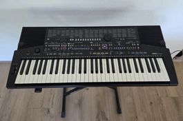 Elektronisches Keyboard
