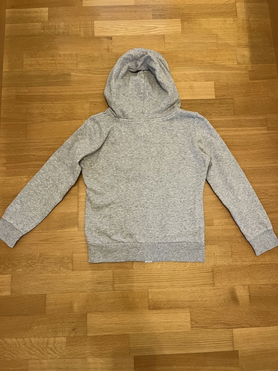 Only Giacche: Only Kapuzenjacke Gr. S Grau – Usato da Uetendorf venduto da Sven_85 1