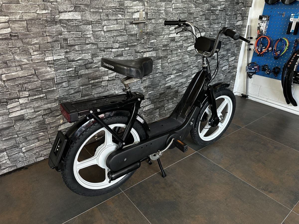 Piaggio Ciclomotori: Piaggio Ciao Neuaufbau Variomat – Usato da Root venduto da E.H.Velo 2