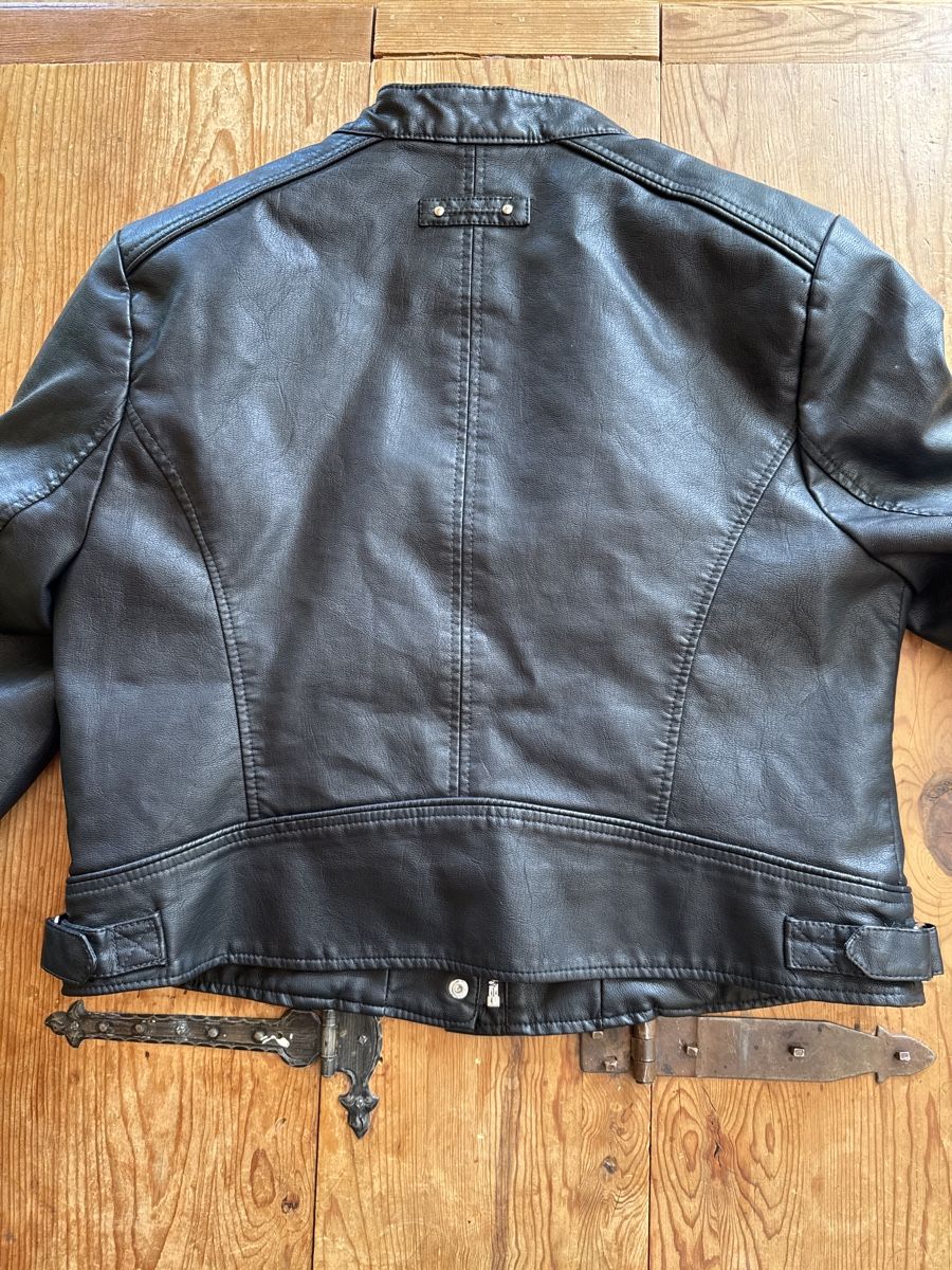 Giacche: Amisu Lederimitatjacke Gr. 42 schwarz – Nuovo e nell'imballaggio originale da Mauren venduto da ducducturi 4