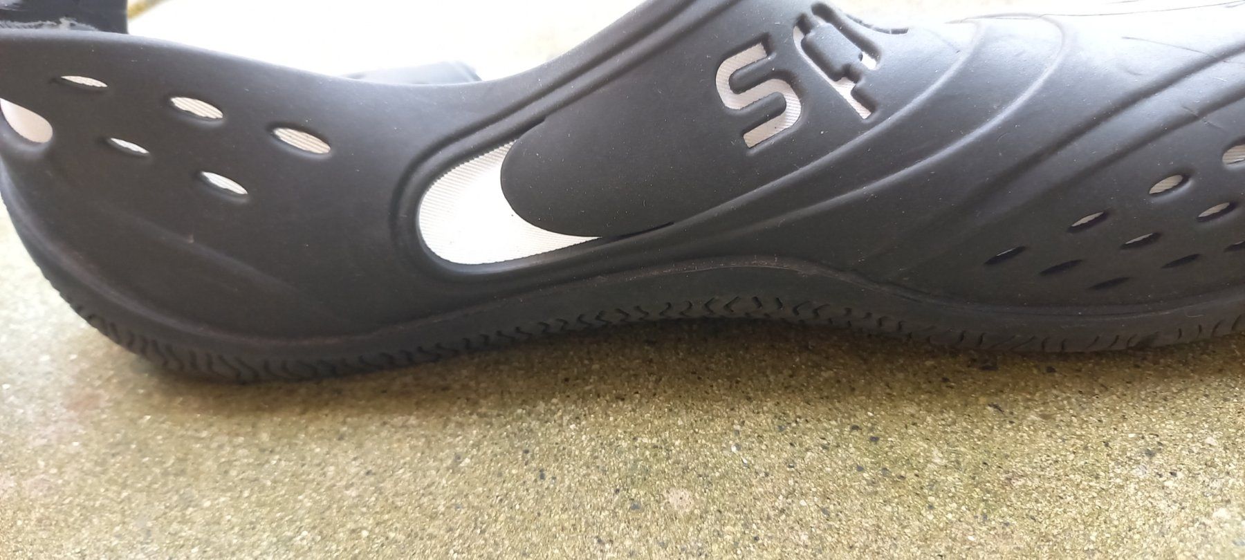 Chaussures hommes: Wasserschuhe – D'occasion à Höri par bsc_68fw 6