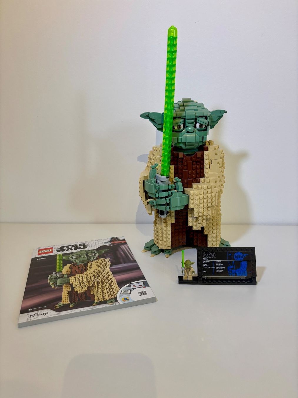 Lego Statuette: Lego Yoda 75255 – Usato da Ganterschwil venduto da Swisscamelot