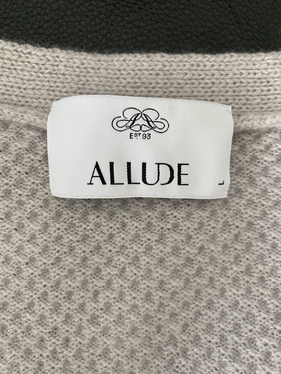 Allude Vestes: ALLUDE Strickjacke Kaschmir hellgrau/beige Gr.L  – D'occasion à Schaffhausen par Fie 5