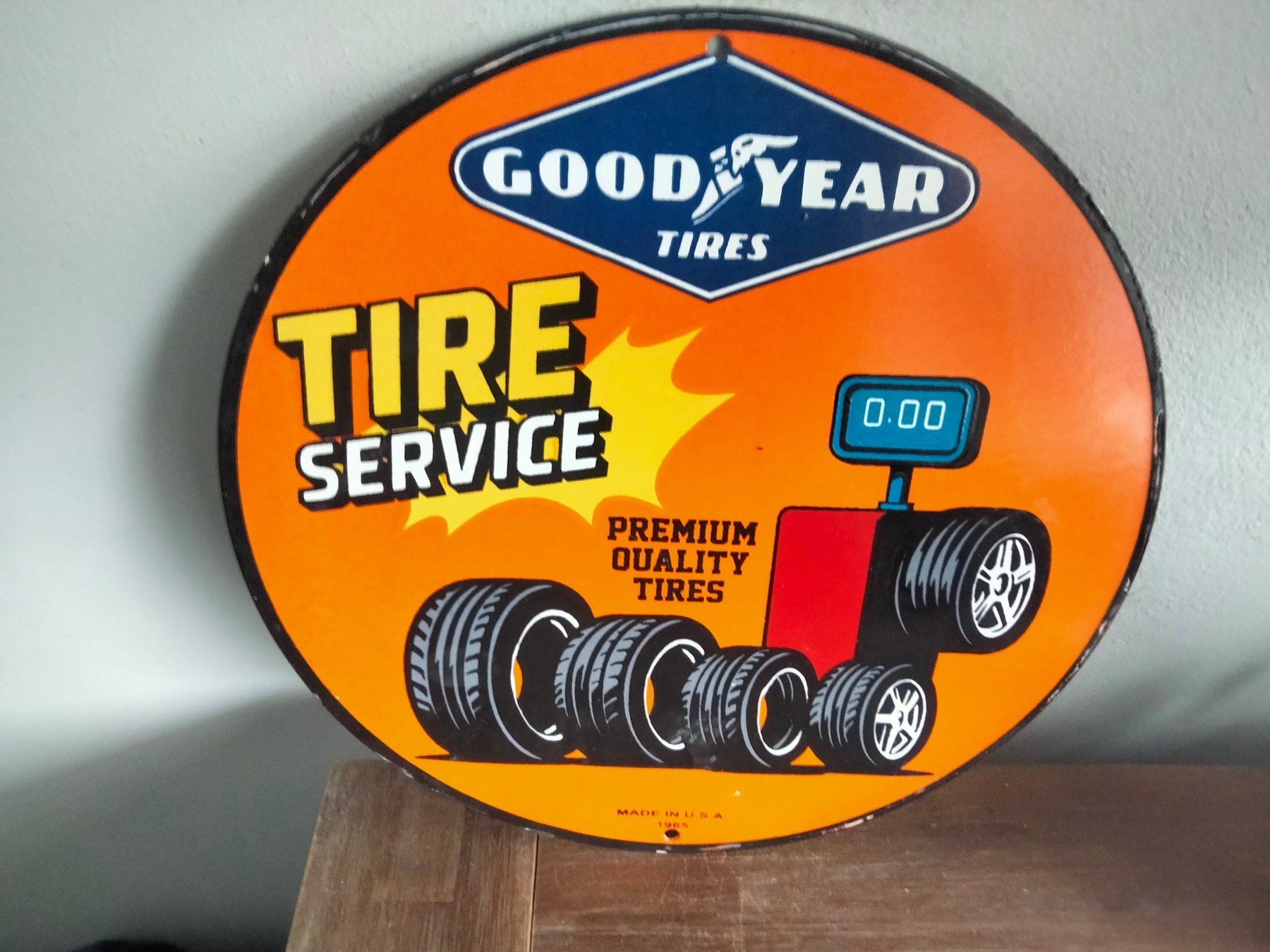 Goodyear Insegne: Werbeschild Emaille Good Year  / Rund 30cm – Usato da Wallenwil venduto da Md111
